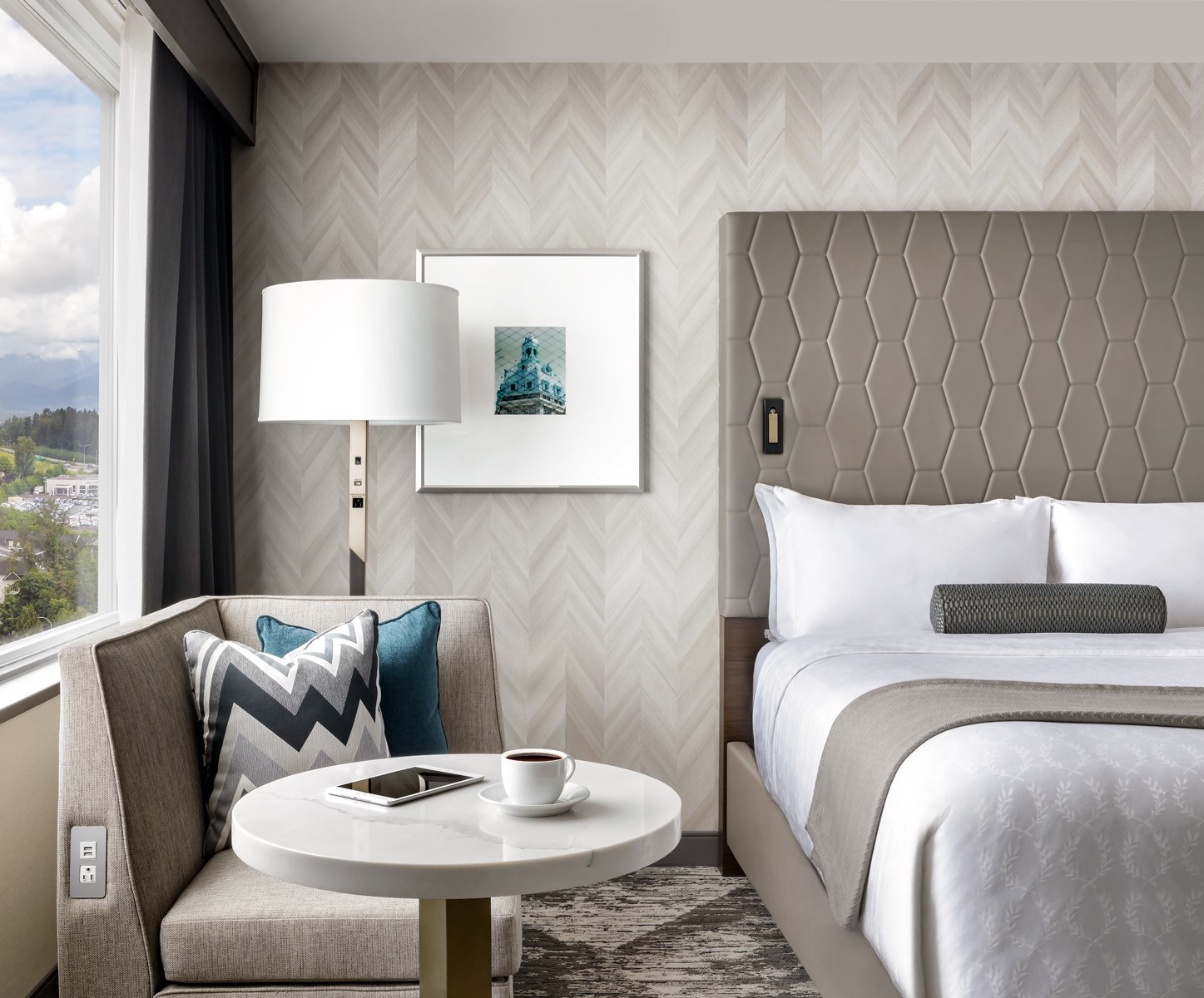 Traditional Queen Room_2